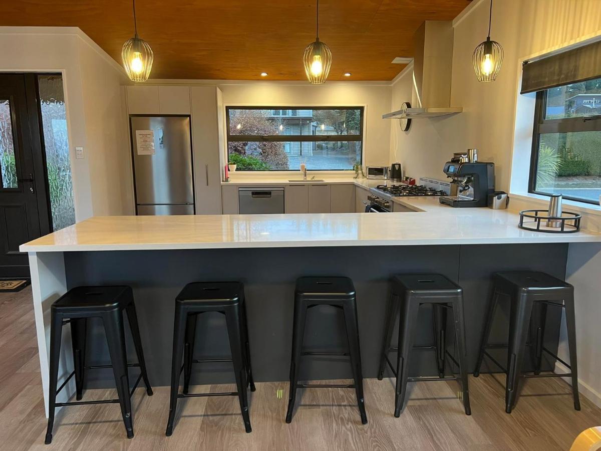 The Bach Villa Lake Tekapo Luaran gambar